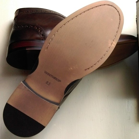 Winthrop Leather Brogue Chukka - Picture 5 of 7